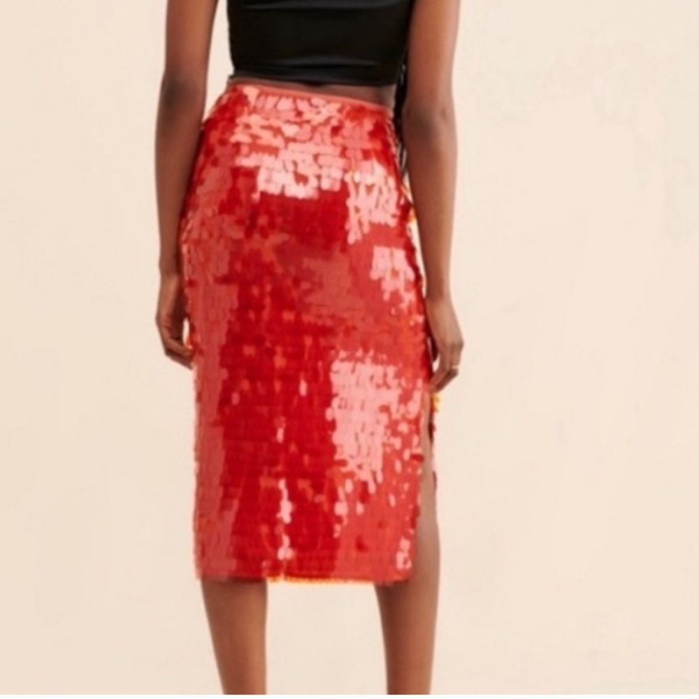 Maeve Anthropology size 4 red side zip tear drop sequin midi skirt